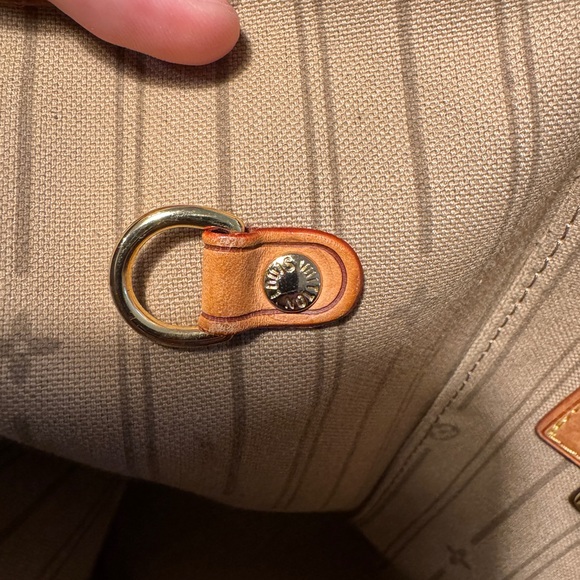 Authentic Louis Vuitton Neverfull GM - Picture 13 of 17